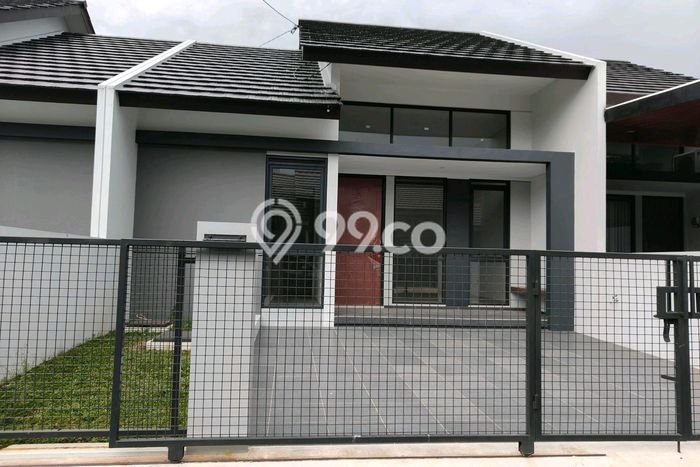 For Sale Rumah 2 Kamar Lokasi Ideal Nyaman dan Strategis di Antapani For Sale Rumah 2 Kamar Lokasi Ideal Nyaman dan Strategis di Antapani
