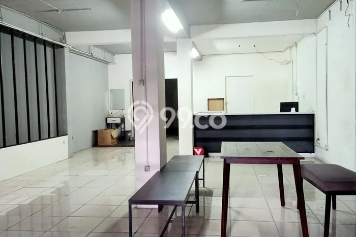 FOR RENT! Ruko di Sudirman Cocok untuk Bisnis 400m2 FOR RENT! Ruko di Sudirman Cocok untuk Bisnis 400m2