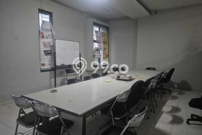 Disewakan Ruko di Batununggal Bandung LT 600m2, LB 1000m2 Disewakan Ruko di Batununggal Bandung LT 600m2, LB 1000m2