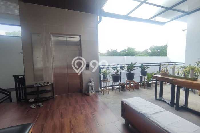 Dijual! Kantor di Gatot Subroto Bandung LT 846m2 / LB 1621m2 Kawasan Strategis Dijual! Kantor di Gatot Subroto Bandung LT 846m2 / LB 1621m2 Kawasan Strategis