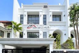 Dijual Rumah Elit Exclusive di Cilandak, Jakarta Selatan Dijual Rumah Elit Exclusive di Cilandak, Jakarta Selatan