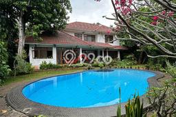Ready to Use! Luxury House LT 2585m2 Desain Modern di Pejaten Ready to Use! Luxury House LT 2585m2 Desain Modern di Pejaten