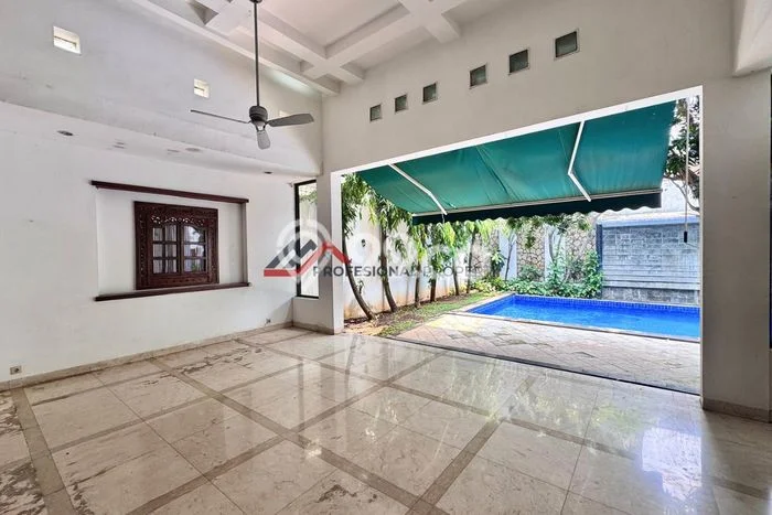 Jual Rumah Mewah Megah Dengan View Cantik di Cipete, Jakarta Selatan Jual Rumah Mewah Megah Dengan View Cantik di Cipete, Jakarta Selatan