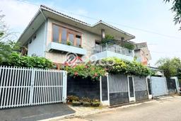 Siap Huni Rumah Mewah 5 Kamar di Mampang Prapatan Dekat ke Mana Saja Siap Huni Rumah Mewah 5 Kamar di Mampang Prapatan Dekat ke Mana Saja