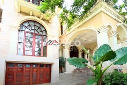 For Sale! Luxury House LT 990m2 Desain Elegan di patra kuningan For Sale! Luxury House LT 990m2 Desain Elegan di patra kuningan