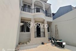 Dijual Cepat Rumah Bagus Siap Huni LB 150m2 di Kelapa Gading, Jakarta Utara Dijual Cepat Rumah Bagus Siap Huni LB 150m2 di Kelapa Gading, Jakarta Utara