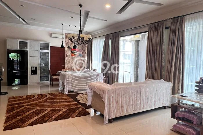 Hunian Elit LB 380m2 Siap Pakai Desain Elegan di Sunter, Jakarta Utara Hunian Elit LB 380m2 Siap Pakai Desain Elegan di Sunter, Jakarta Utara