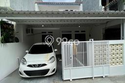Dijual Cepat Rumah Bagus Siap Huni LB 120m2 di Duren Sawit, Jakarta Timur Dijual Cepat Rumah Bagus Siap Huni LB 120m2 di Duren Sawit, Jakarta Timur