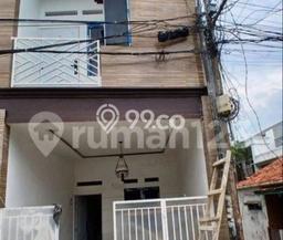 Jual Rumah Eksklusif 2 KT di Condet, Jakarta Timur Jual Rumah Eksklusif 2 KT di Condet, Jakarta Timur
