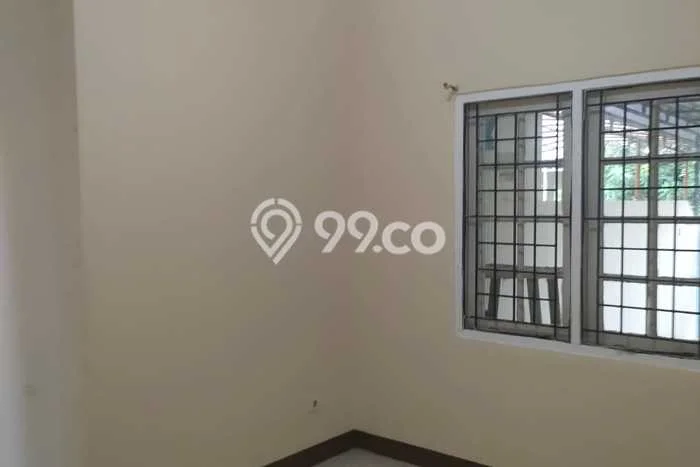 Disewakan Cepat Rumah Kondisi Baik di Area Cakung, Jakarta Timur Disewakan Cepat Rumah Kondisi Baik di Area Cakung, Jakarta Timur