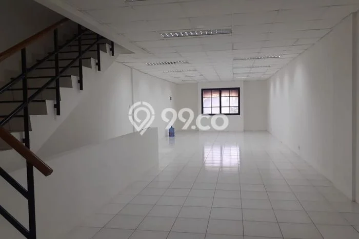 LOKASI STRATEGIS! Ruko di Pondok Indah, Luas 350m², Area Komersial LOKASI STRATEGIS! Ruko di Pondok Indah, Luas 350m², Area Komersial