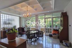 For Sale Rumah Mewah Exclusive di Kebayoran Baru, Jakarta Selatan For Sale Rumah Mewah Exclusive di Kebayoran Baru, Jakarta Selatan