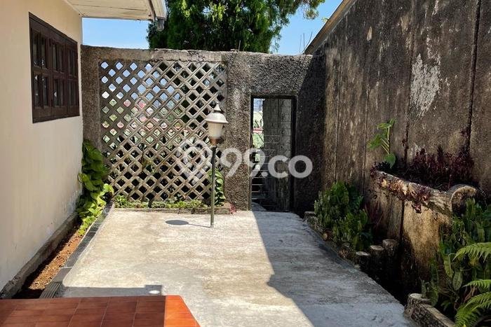 Vila Kawasan , Dimensi 435m2m², Lingkungan Asri untuk tempat tinggal Vila Kawasan , Dimensi 435m2m², Lingkungan Asri untuk tempat tinggal