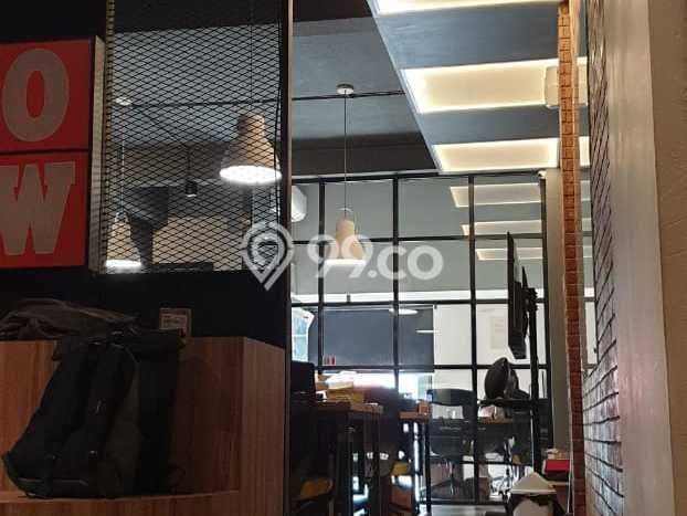 AREA TERBAIK! Ruko di , Luas 216m2m², Kawasan Komersial AREA TERBAIK! Ruko di , Luas 216m2m², Kawasan Komersial