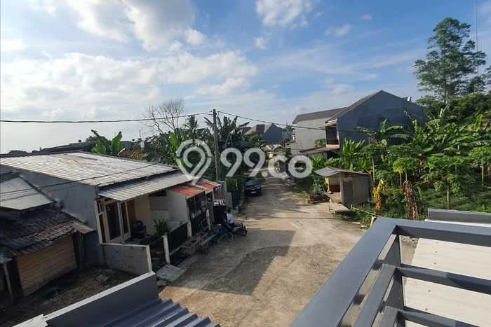 Jual Rumah Bagus Siap Huni LB 250m2 di Pagedangan, Tangerang Jual Rumah Bagus Siap Huni LB 250m2 di Pagedangan, Tangerang