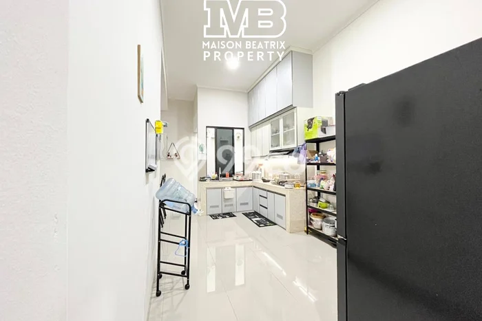 Hunian Cantik Minimalis Lb 120m2 di Setu, Tangerang Selatan Hunian Cantik Minimalis Lb 120m2 di Setu, Tangerang Selatan