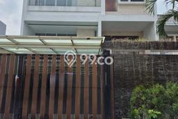 Rumah Cantik Siap Huni Di Permata Buana Luas 450m2 Lokasi Strategis Rumah Cantik Siap Huni Di Permata Buana Luas 450m2 Lokasi Strategis