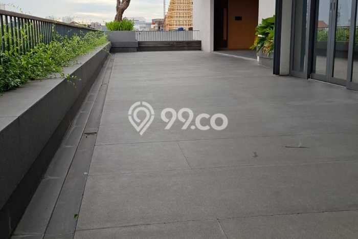 Rumah Elit LB 2000m2 Siap Huni Desain Elegan di Daan Mogot, Jakarta Barat Rumah Elit LB 2000m2 Siap Huni Desain Elegan di Daan Mogot, Jakarta Barat