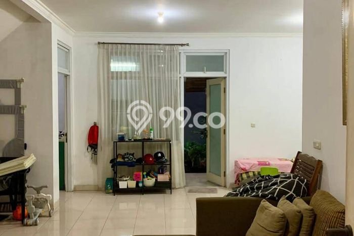 Rumah Elit Modern Tanpa Renovasi di Banjar Wijaya Tangerang Rumah Elit Modern Tanpa Renovasi di Banjar Wijaya Tangerang