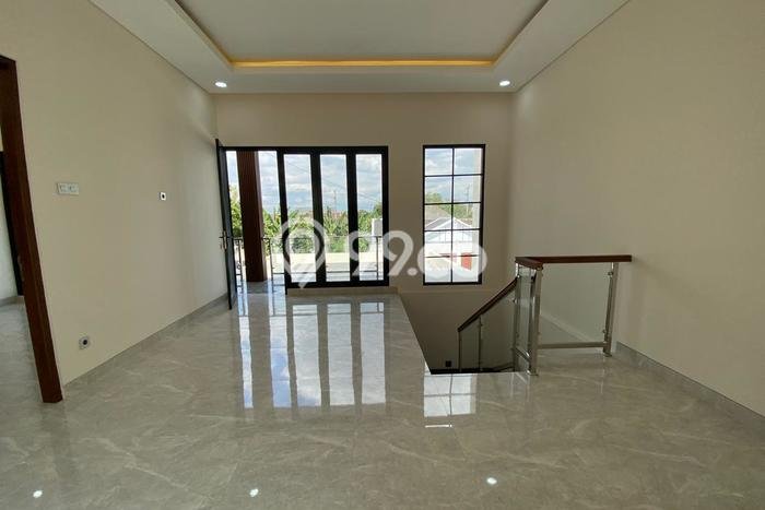 Rumah Strategis Minimalis Lb 130m2 di Depok, Sleman Rumah Strategis Minimalis Lb 130m2 di Depok, Sleman