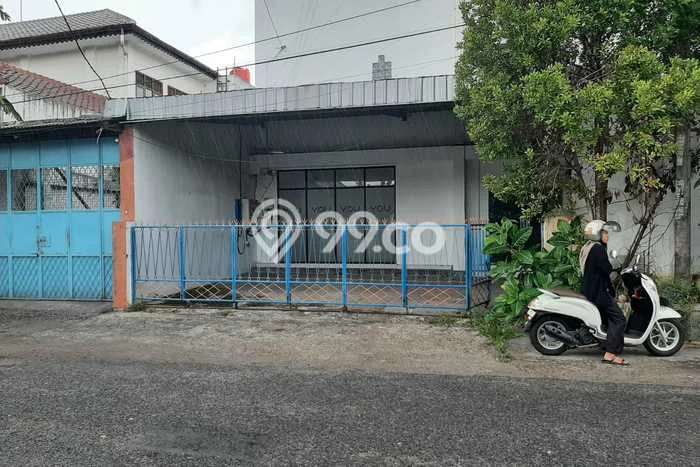 Komersial disewakan lokasi strategis Mergangsan Yogyakarta 400m2 Komersial disewakan lokasi strategis Mergangsan Yogyakarta 400m2
