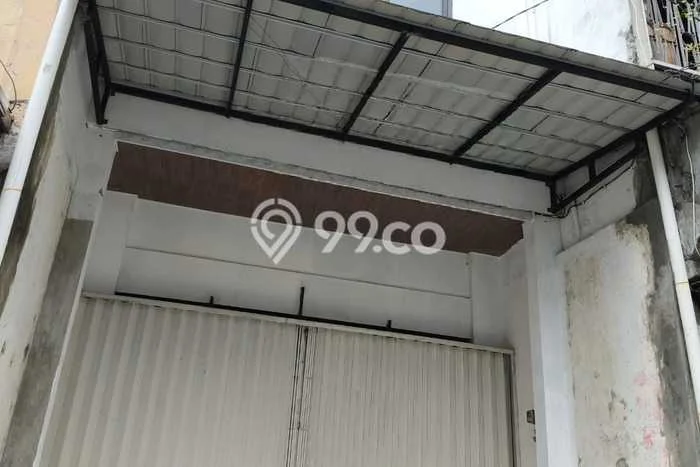 Ruko disewakan di Depok Sleman dengan luas bangunan 140m2 Ruko disewakan di Depok Sleman dengan luas bangunan 140m2