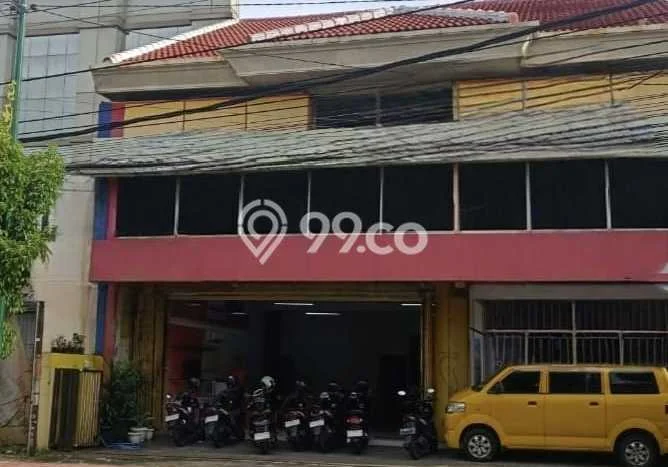 Ruko Komersial Disewakan di Mantrijeron Yogyakarta Luas 300m2 Ruko Komersial Disewakan di Mantrijeron Yogyakarta Luas 300m2