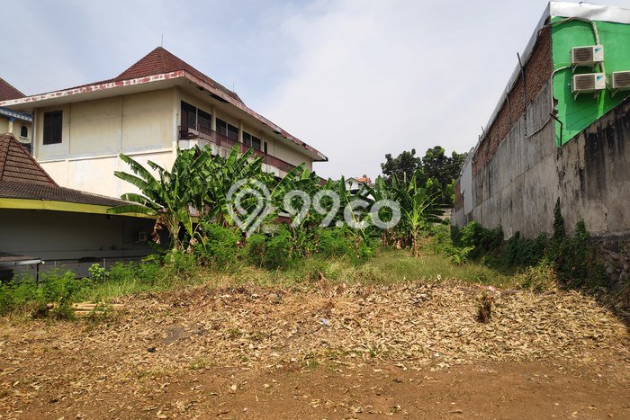 Kavling Tanah untuk Dijual di Pamularsih, Semarang, Luas 747m2 Kavling Tanah untuk Dijual di Pamularsih, Semarang, Luas 747m2