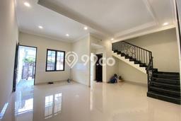 Rumah Mewah LB 155m2 Siap Pakai Desain Elegan di Rawamangun, Jakarta Timur Rumah Mewah LB 155m2 Siap Pakai Desain Elegan di Rawamangun, Jakarta Timur
