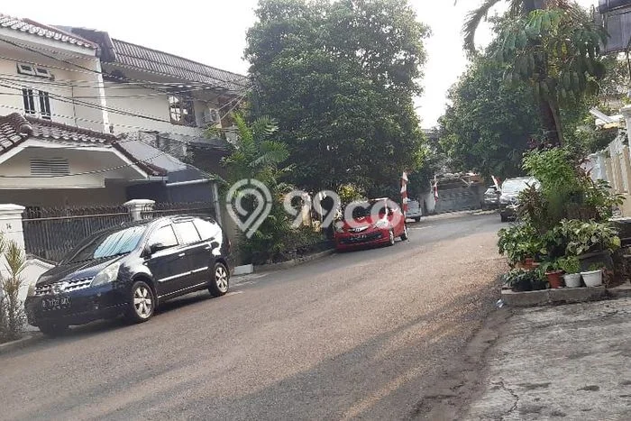 Rumah Elit Modern Tanpa Renovasi di Rawamangun Jakarta Timur Rumah Elit Modern Tanpa Renovasi di Rawamangun Jakarta Timur