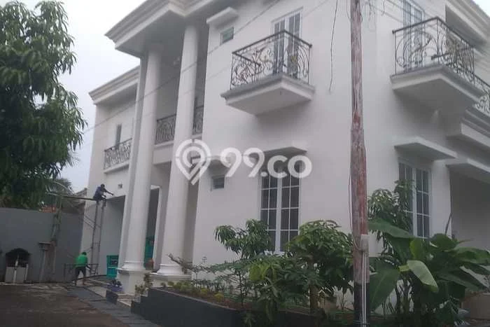 Rumah Eksklusif Siap Huni LT 146m2 di Ciracas, Jakarta Timur Rumah Eksklusif Siap Huni LT 146m2 di Ciracas, Jakarta Timur