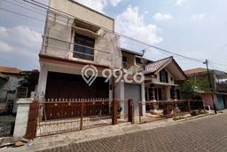 Rumah Kualitas Premium LT 151m2m² Lokasi Strategis di Kawasan Berkembang Cimahi Utara, Cimahi Rumah Kualitas Premium LT 151m2m² Lokasi Strategis di Kawasan Berkembang Cimahi Utara, Cimahi