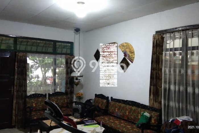 Rumah Strategis Modern Lb 180m2 di Cimahi Utara, Cimahi Rumah Strategis Modern Lb 180m2 di Cimahi Utara, Cimahi
