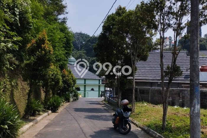 Tanah Dijual Lokasi Strategis di Bandung dengan Luas 150m2 Tanah Dijual Lokasi Strategis di Bandung dengan Luas 150m2
