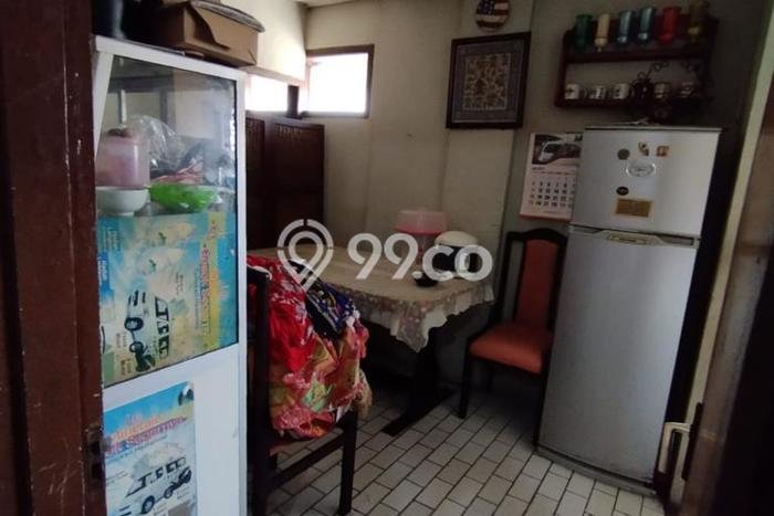 Dijual Cepat Rumah Bagus Siap Huni LB 180m2 di Cimahi Selatan, Cimahi Dijual Cepat Rumah Bagus Siap Huni LB 180m2 di Cimahi Selatan, Cimahi