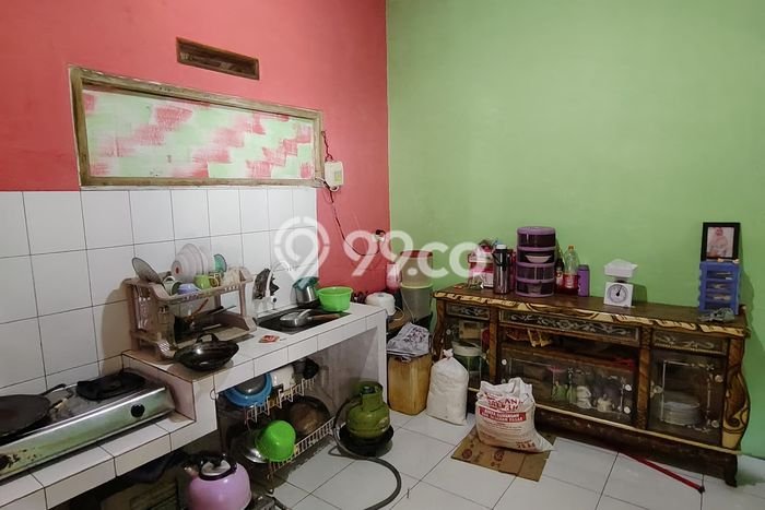 Rumah Modern 5 Kamar LT 162m2 di Cihanjuang Rumah Modern 5 Kamar LT 162m2 di Cihanjuang