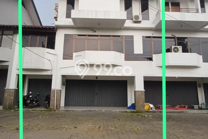 Disewakan Gudang di Batununggal Bandung LT 300m2, LB 700m2 Disewakan Gudang di Batununggal Bandung LT 300m2, LB 700m2