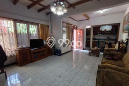 Rumah Bagus area Bandung Kota, Bandung, Luas Tanah 94m2m², Luas Bangunan 170m2m² Rumah Bagus area Bandung Kota, Bandung, Luas Tanah 94m2m², Luas Bangunan 170m2m²