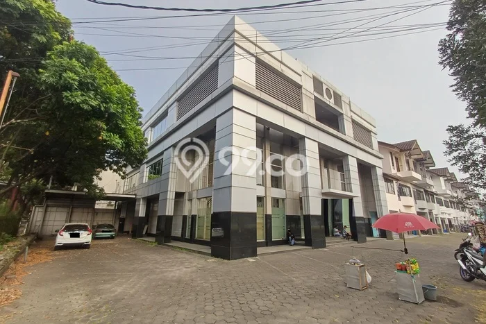 Ruko bagus disewakan di Batununggal Bandung dengan LB 850m2 harga sewa terbaik Ruko bagus disewakan di Batununggal Bandung dengan LB 850m2 harga sewa terbaik