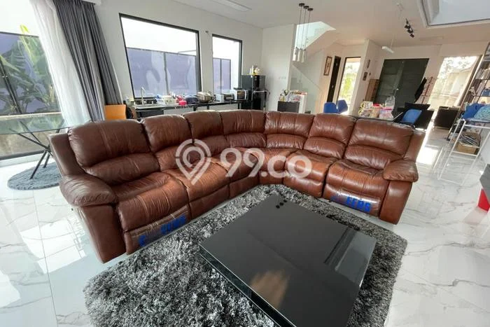 Dijual Rumah Luas Elegan Dengan View Eksklusif di Cipaku, Bandung Dijual Rumah Luas Elegan Dengan View Eksklusif di Cipaku, Bandung