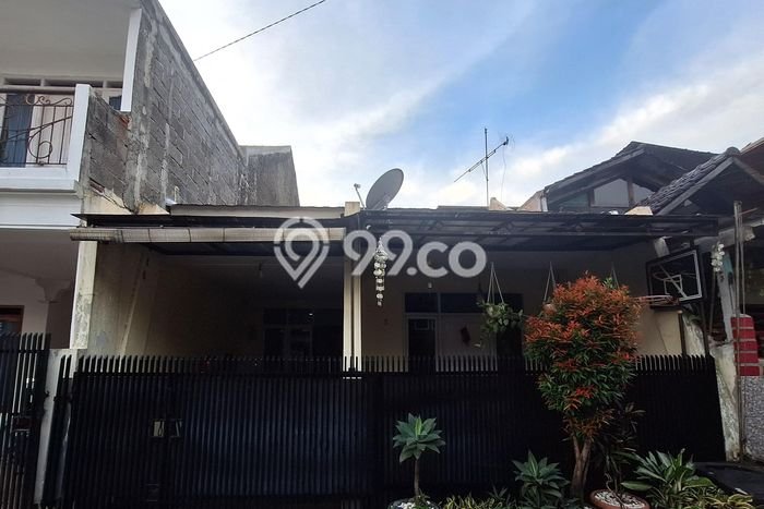 Dijual Rumah Strategis Bagus Punya 2 KT di Antapani Bandung SHM Dijual Rumah Strategis Bagus Punya 2 KT di Antapani Bandung SHM