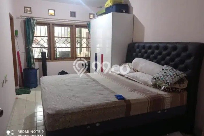Rumah Modern LT 192m2m² Terawat di Kompleks Perumahan , Bandung Rumah Modern LT 192m2m² Terawat di Kompleks Perumahan , Bandung