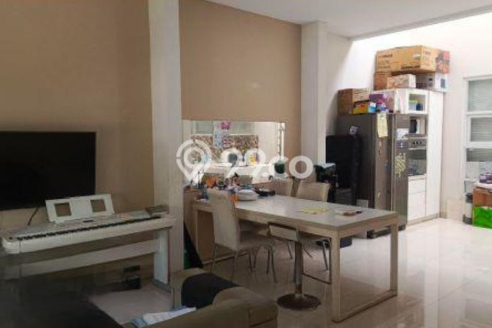 Rumah Minimalis 3 KT di Taman Holis Indah Bandung Unfurnished Rumah Minimalis 3 KT di Taman Holis Indah Bandung Unfurnished