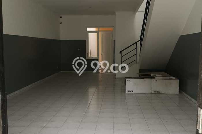 INVESTASI POTENSIAL! Ruko Kawasan Metland Menteng, Luas 180m², Area Bisnis INVESTASI POTENSIAL! Ruko Kawasan Metland Menteng, Luas 180m², Area Bisnis