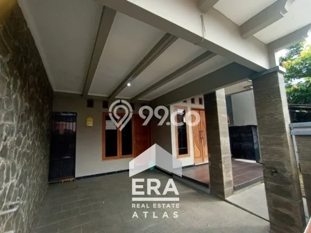 Rumah Modern 5 Kamar LT 180m2 di Pusponjolo Rumah Modern 5 Kamar LT 180m2 di Pusponjolo
