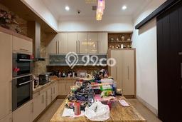Rumah Luxury Modern Tanpa Renovasi di Senayan Jakarta Selatan Rumah Luxury Modern Tanpa Renovasi di Senayan Jakarta Selatan