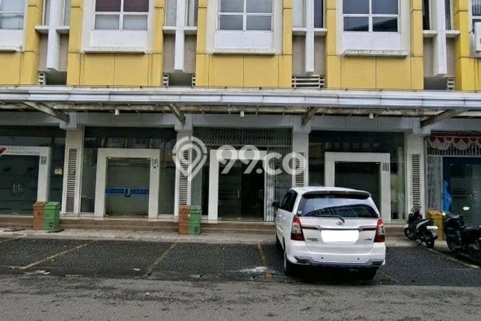FOR RENT! Ruko di Summarecon Bekasi Cocok untuk Bisnis 220m2 FOR RENT! Ruko di Summarecon Bekasi Cocok untuk Bisnis 220m2