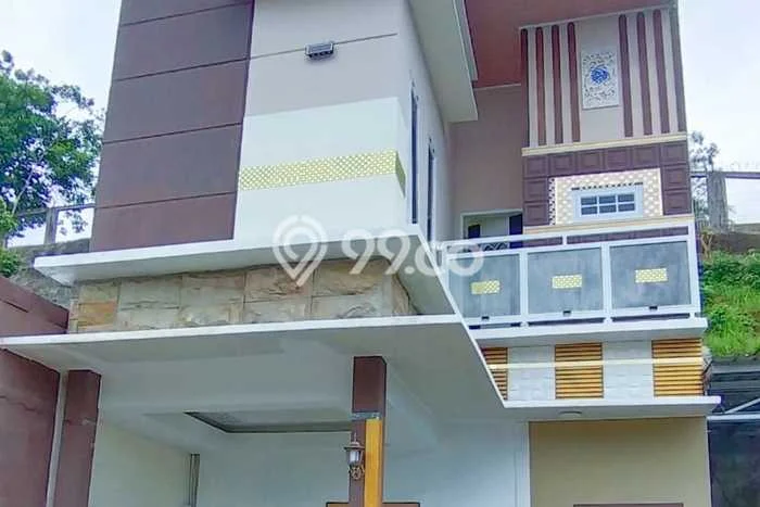 Jual Rumah Bagus Siap Huni LB 110m2 di Samarinda Kota, Samarinda Jual Rumah Bagus Siap Huni LB 110m2 di Samarinda Kota, Samarinda