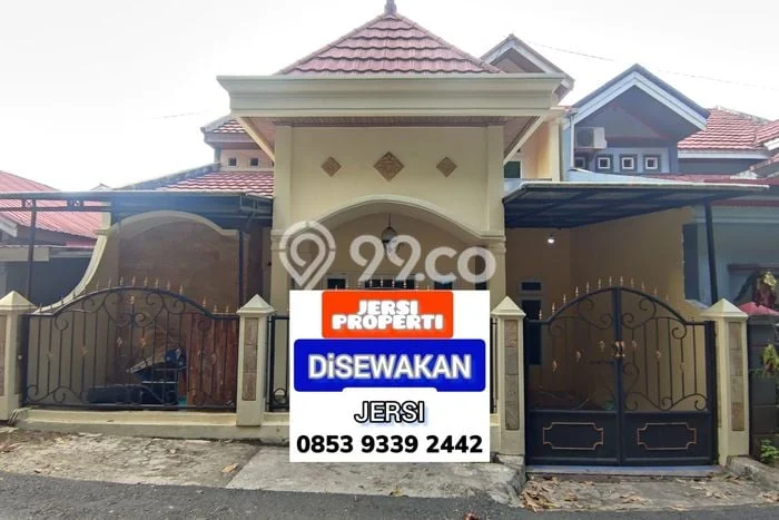 Disewakan Cepat Rumah Kondisi Bagus di Kawasan Samarinda Ulu, Samarinda Disewakan Cepat Rumah Kondisi Bagus di Kawasan Samarinda Ulu, Samarinda
