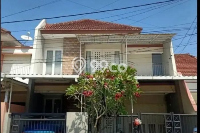 Rumah Mewah 2 Lantai Manyar Jaya Surabaya Rumah Mewah 2 Lantai Manyar Jaya Surabaya
